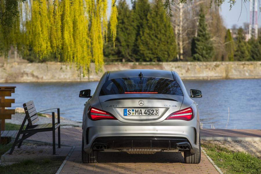  Mercedes-AMG CLA45 4Matic 2016 года  (фото 5 из 40)